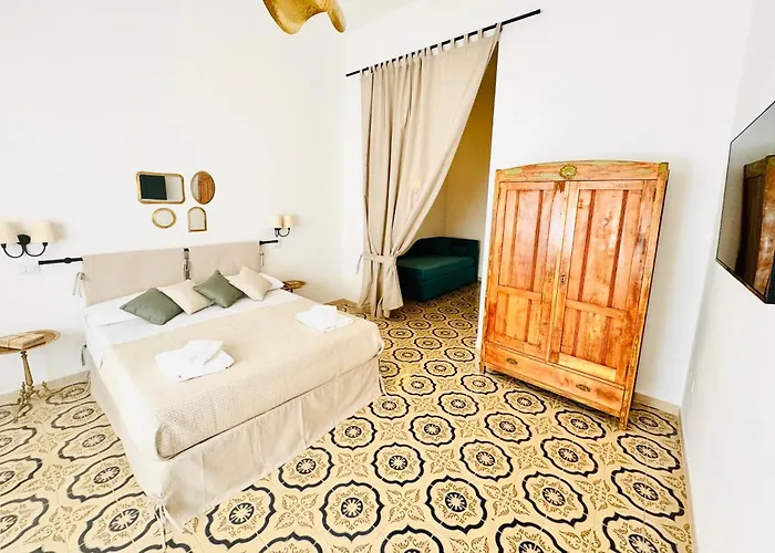 Casa Pasana 게스트하우스 4*